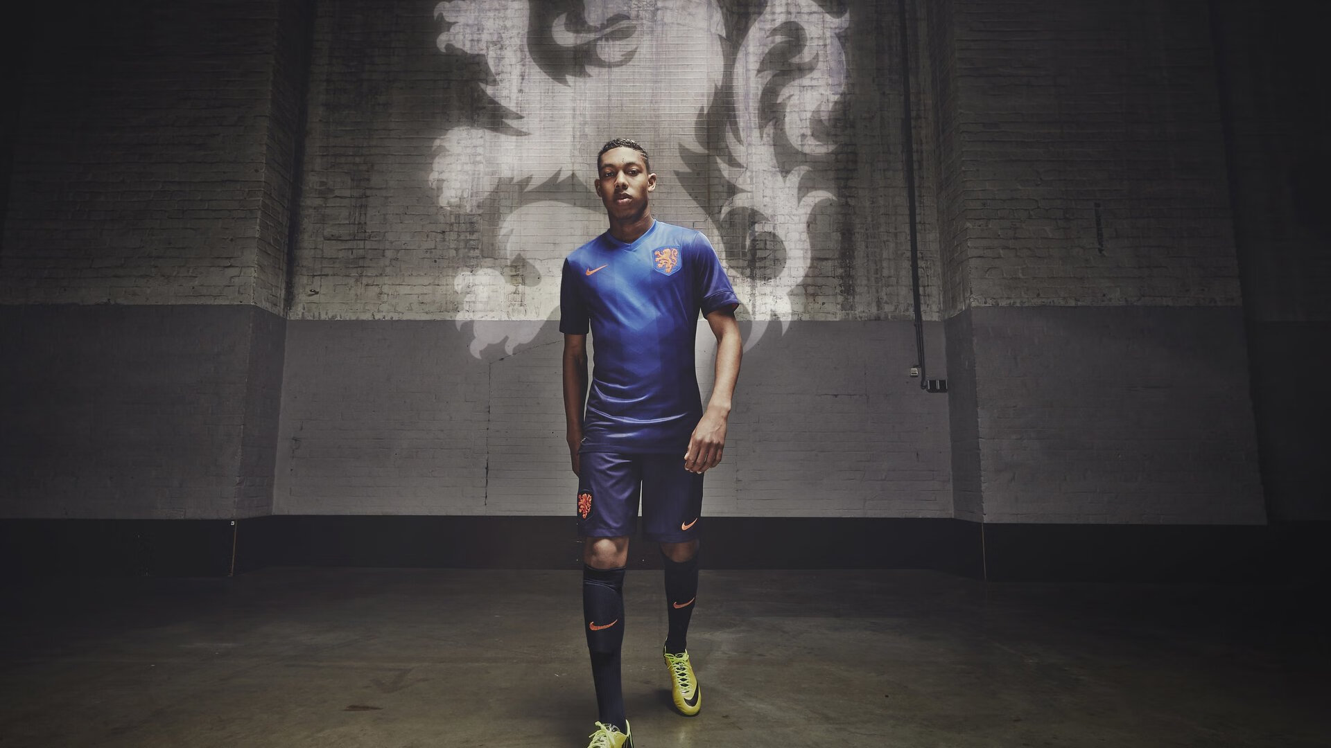 开云官网-聚焦未来：虚拟现实与增强现实在电竞中的实际应用，虚拟化电子竞技