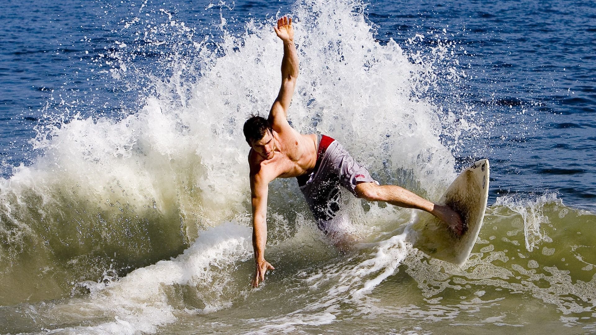 出发反应比拼:中国选手微弱领先